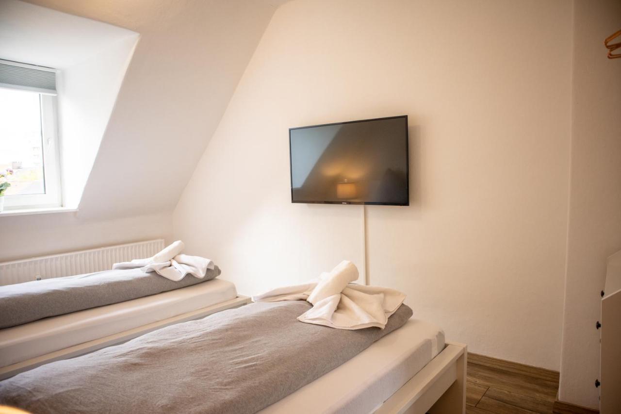 Wohnung Fuer 4 Gaeste In Laatzen Messe- Und Citynah Hannover Buitenkant foto