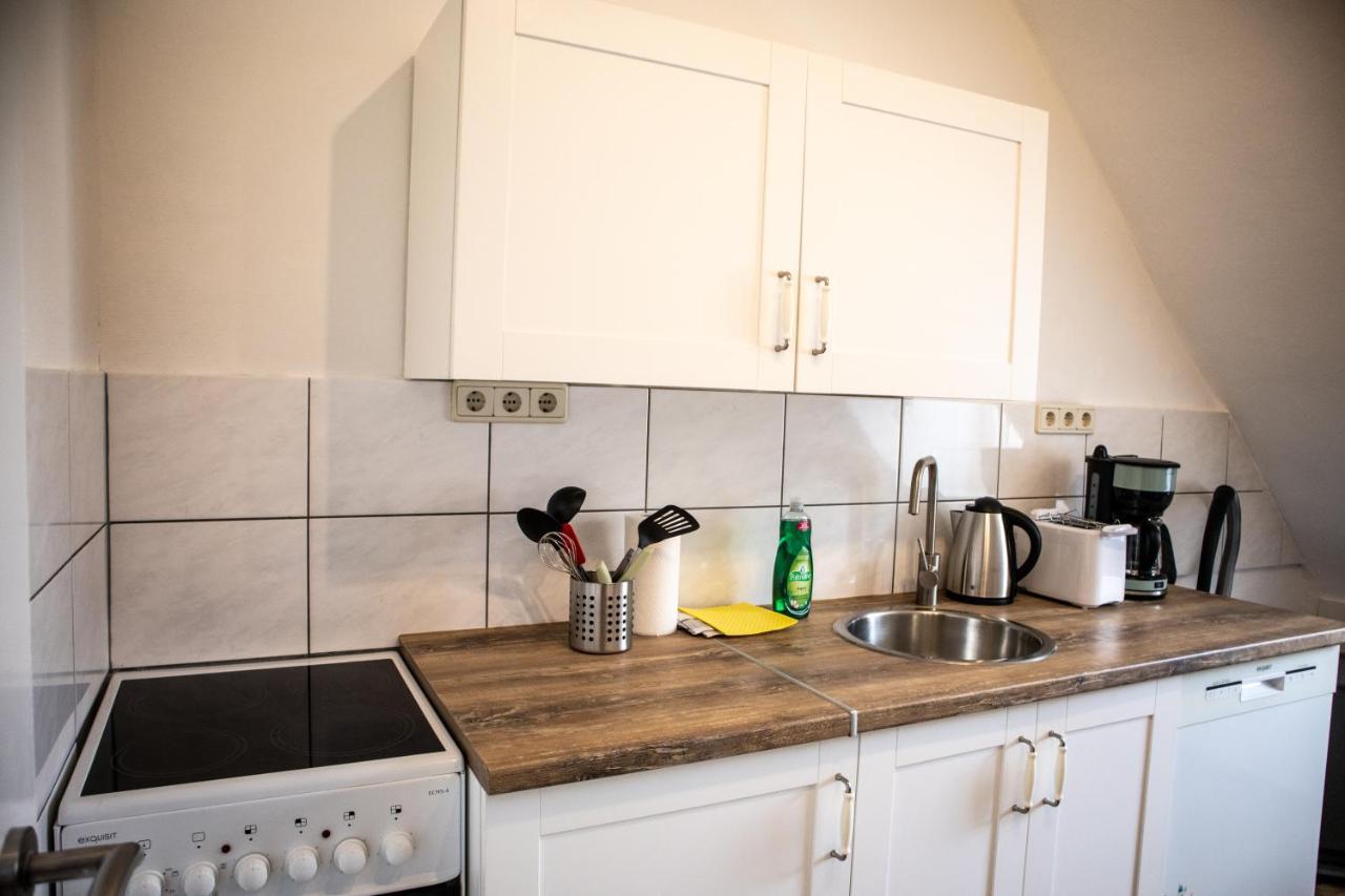 Wohnung Fuer 4 Gaeste In Laatzen Messe- Und Citynah Hannover Buitenkant foto